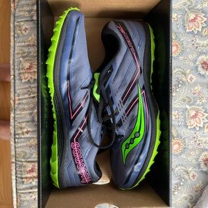 Women Saucony Track/Cross Country Racing Flats with spikes and wrench